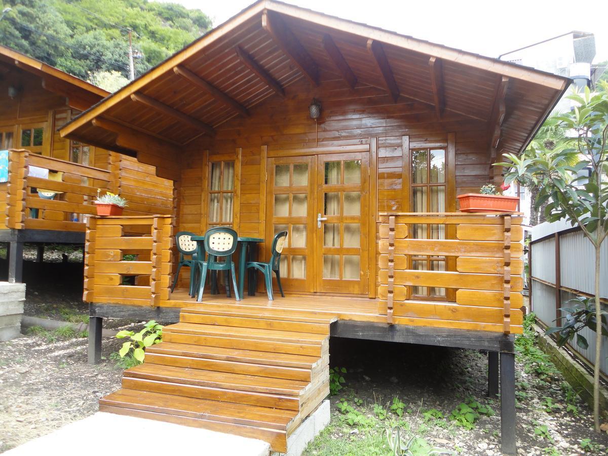 Cottage house New Athos Luaran gambar